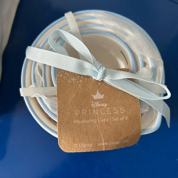 Rae Dunn Disney Cinderella Pumpkin Carriage Glass Slipper Clock Measuring Cups - Picture 4 of 6